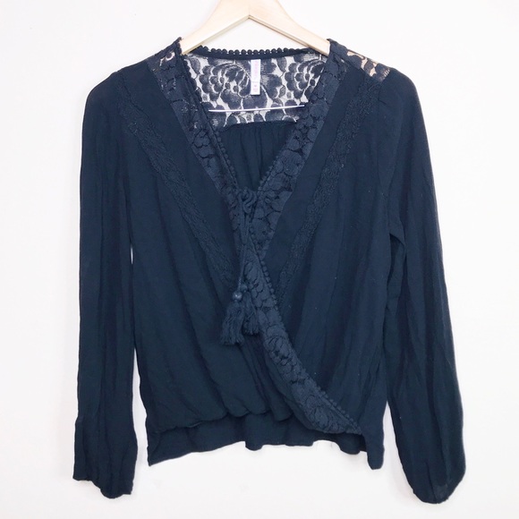 Xhilaration Tops - ⭐️Xhilaration black long sleeve lace peasant